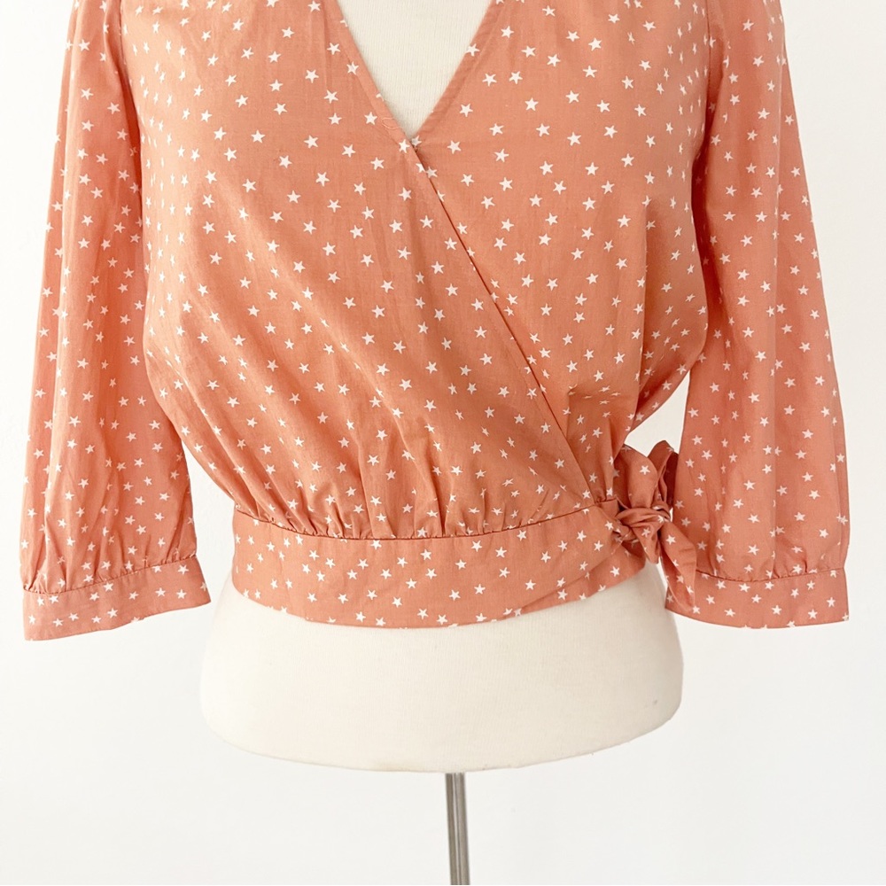 Madewell Wrap Top in Star Scatter Print Coral Cropped Top | XXS - Picture 6 of 12